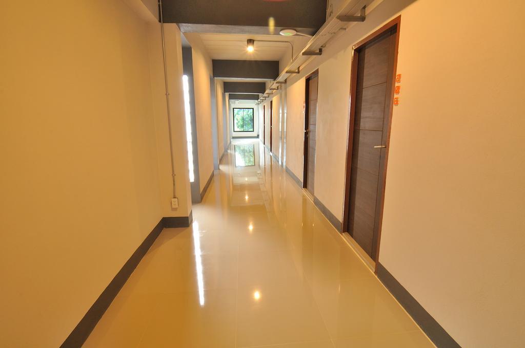 City Ratsada Lampang Exterior foto